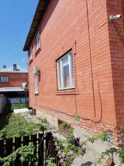 Дом 307,4 м² на участке 5,5 сот.