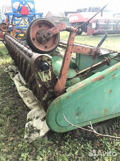 Жатка Бердянский завод сельхозтехники ЖВН-6У, 2001