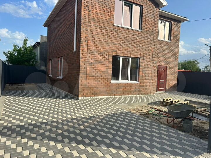 Коттедж 157 м² на участке 3 сот.