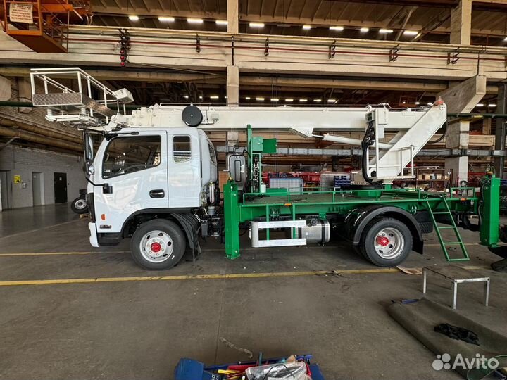 Автогидроподъёмник на шасси DongFeng C120