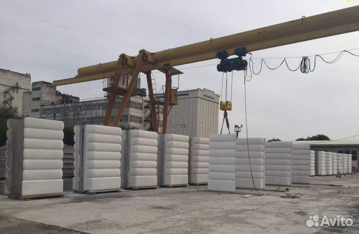 Монолитный слэб, с внешней отделкой фасада