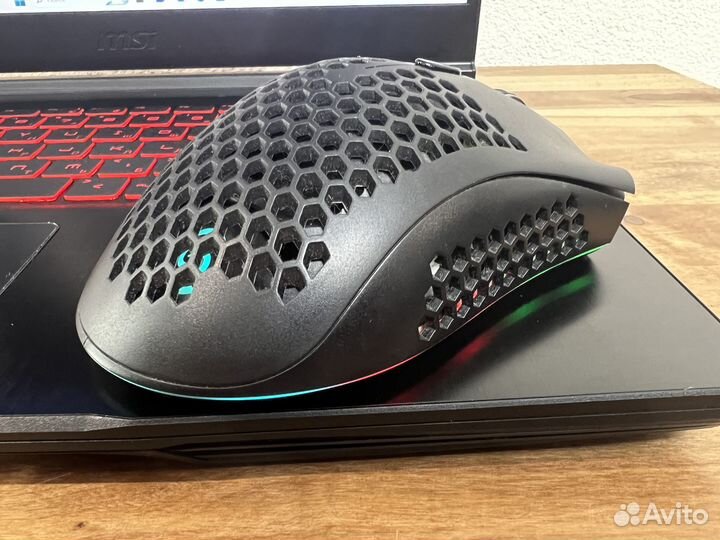 2022 MSI 12 ядер i5-11400H 12Gb RTX3050 SSD512+HDD