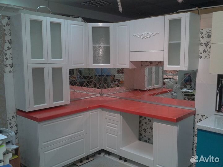 Кухонные гарнитуры