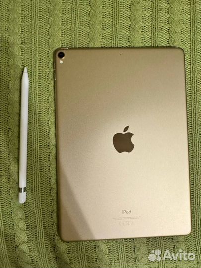 iPad Pro 10.5 Wi-Fi 256 гб (2017) Золотой + Pencil