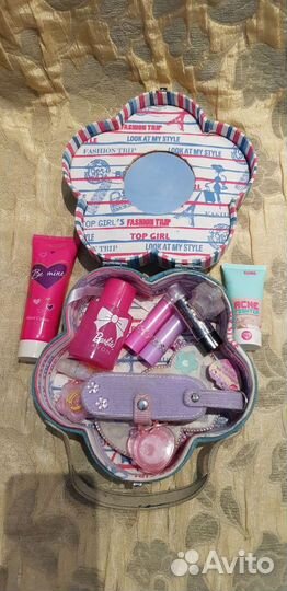 Набор косметики, духи детские Barbie Avon