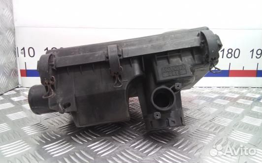 Корпус воздушного фильтра toyota prius XW20 (NDN21