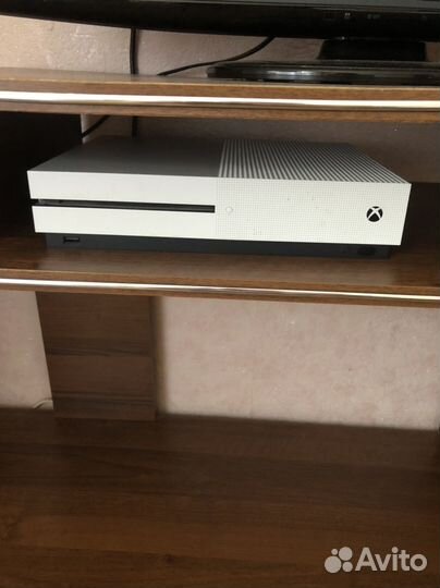 Xbox One s