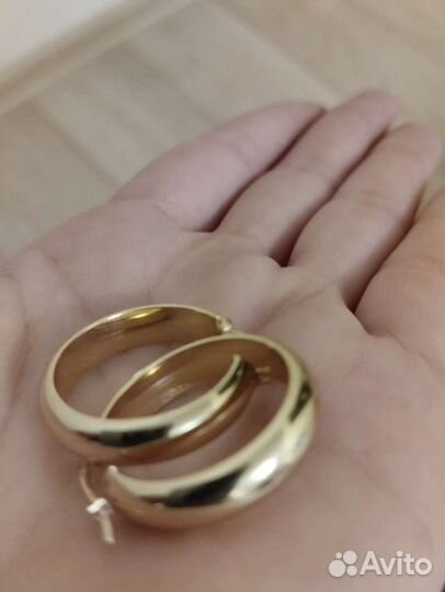 Золотые серьги 750 проба