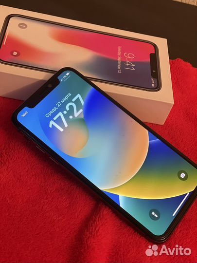 iPhone X, 64 ГБ
