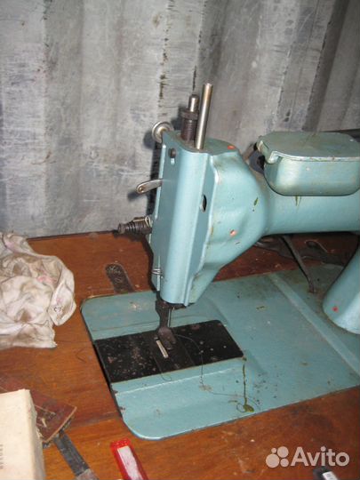 Машина швейная промышленная класса323