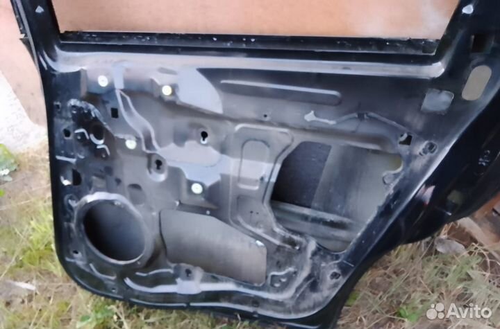 Дверь на ford mondeo