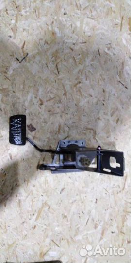 Педаль тормоза Chevrolet Captiva C100 2 2007