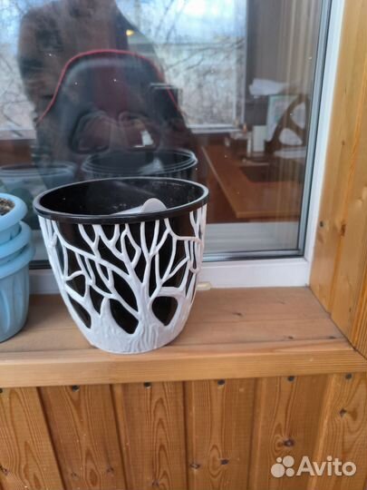 Цветочные горшки