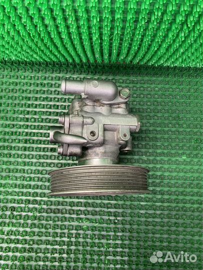 Насос гидроусилителя гур audi A5 2.0T A4 B8