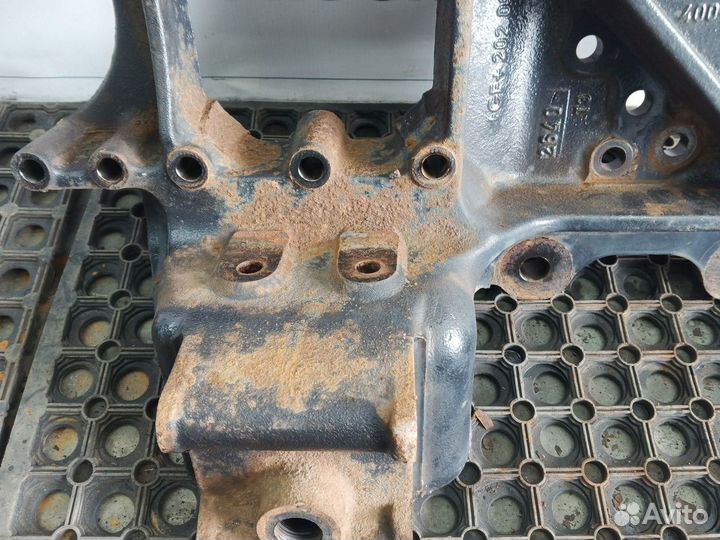 Кронштейн рессоры передней левый