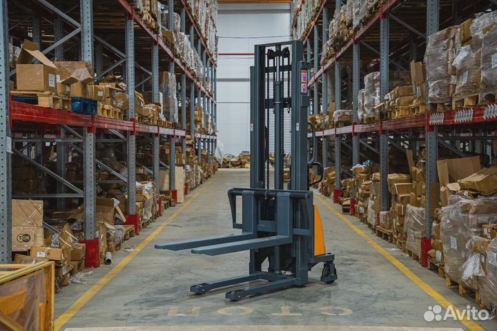 Электрический штабелер 1,5 т 1,6 м