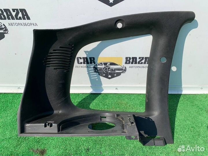 Обшивка стойки задняя левая L Chevrolet Niva