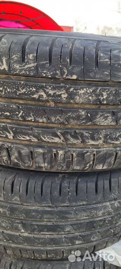 Kumho Ecsta HS51 215/55 R17