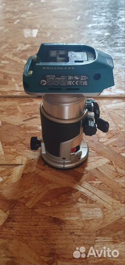 Фрезер кромочный makita DRT50Z