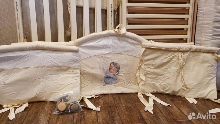 Детская кроватка