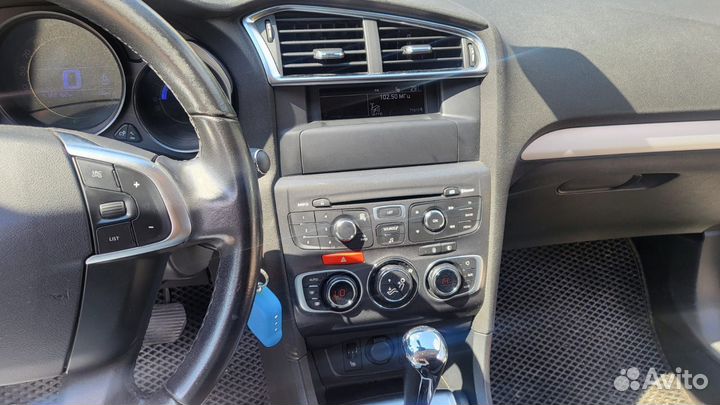 Citroen C4 1.6 AT, 2013, 122 000 км