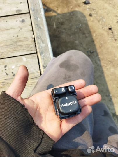 Блок управления зеркалами Toyota Caldina ST246