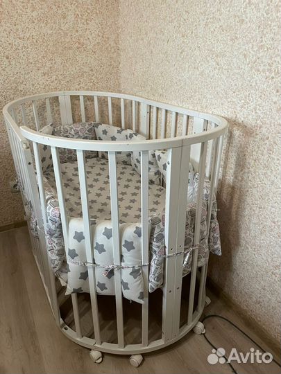 Детская кроватка круглая овальная