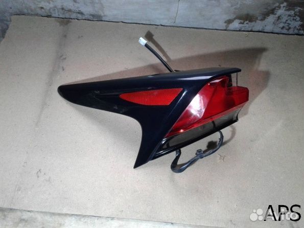 Фонарь в крыло задний левый Лексус нх оригинал бу