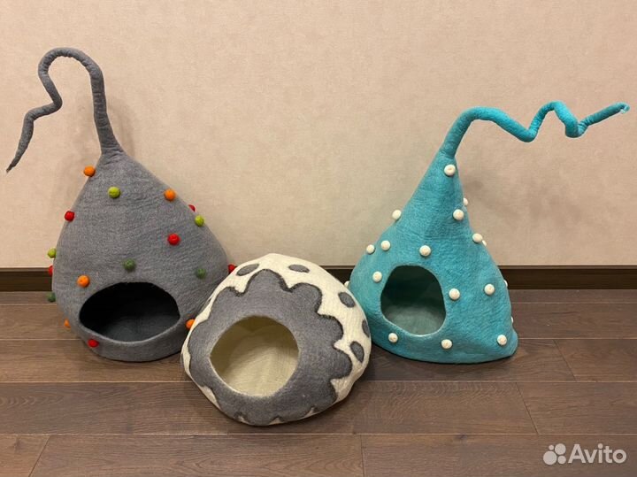 Домик-лежанка для кошки или для собаки мини-пород