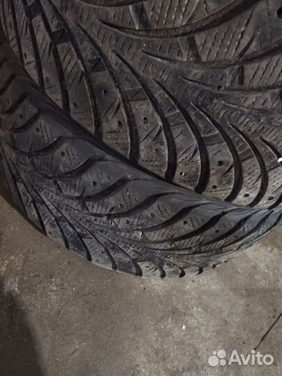 Sava Eskimo Stud 225/50 R17 28J