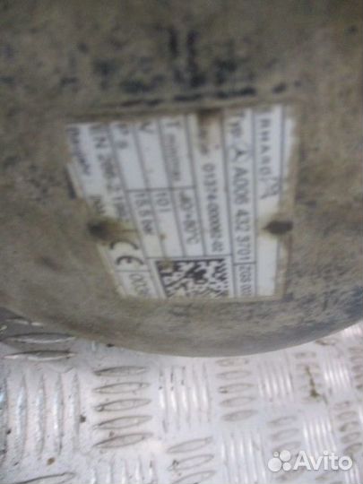 Ресивер 10л. Mercedes-Benz A0064323701