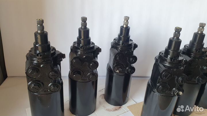 561-40-83300 Рулевой дозатор Komatsu HD 785-7