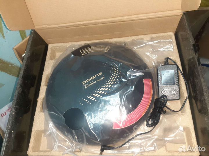 Робот пылесос polaris