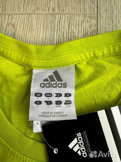 Футболка adidas