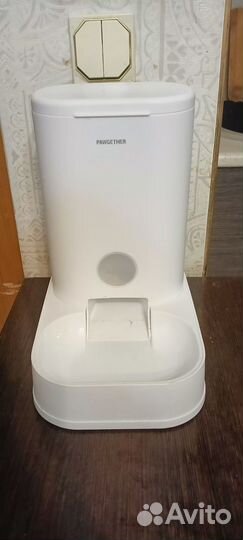 Автоматическая кормушка для собак