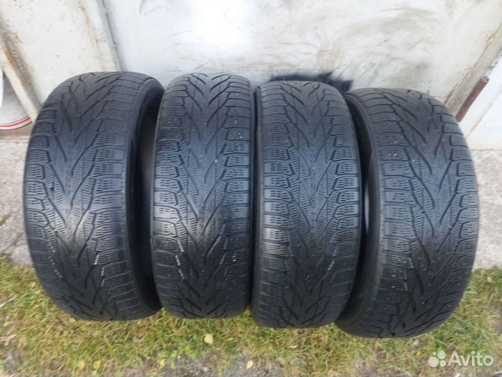 Nokian Tyres Hakkapeliitta R2 235/55 R19