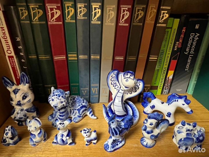 Фигурки животных, гжель