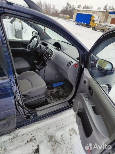 Hyundai Matrix 1.8 МТ, 2005, 326 000 км