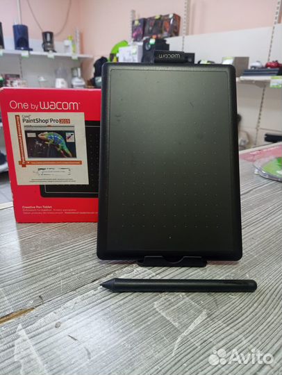 Графический планшет One by Wacom