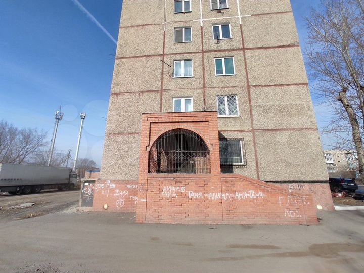 Продам торгово-офисное помещение 107.8 м²
