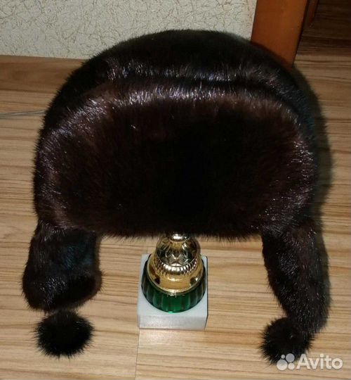 Женская шапка из меха норки