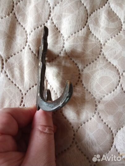 Крючок -вешалка двухрожковый