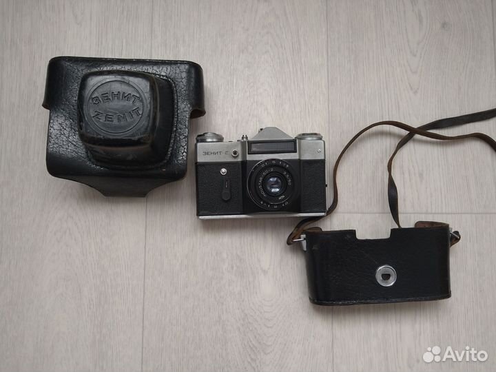 Плёночный фотоаппарат зенит Е