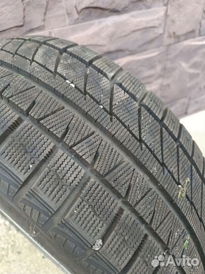 Комплект зимних колес R 18 на BMW