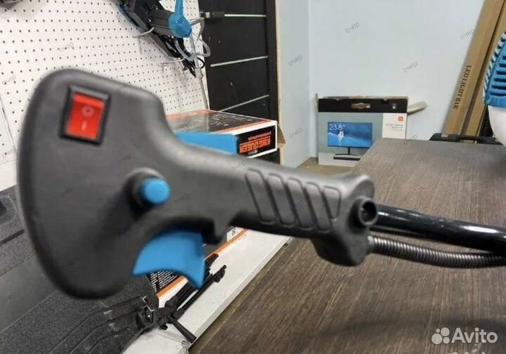 Бензиновый триммер