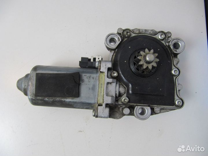 Моторчик стеклоподъемника Volvo FM9 FM12 FH12