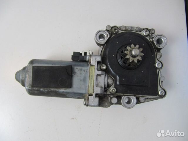 Моторчик стеклоподъемника Volvo FM9 FM12 FH12