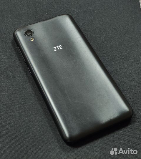 ZTE Blade L8