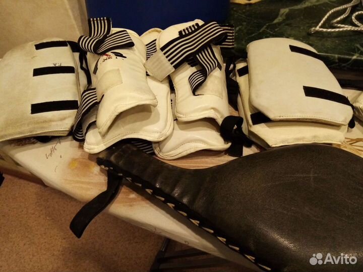 Комплект для борьбы.защита