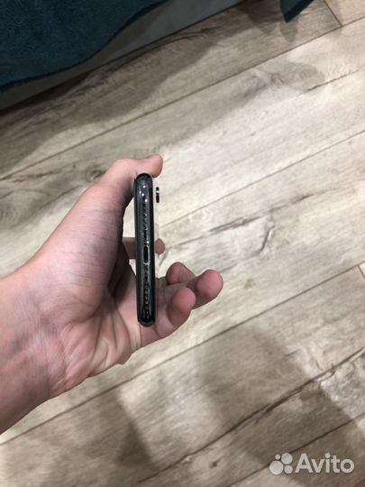 iPhone X, 256 ГБ